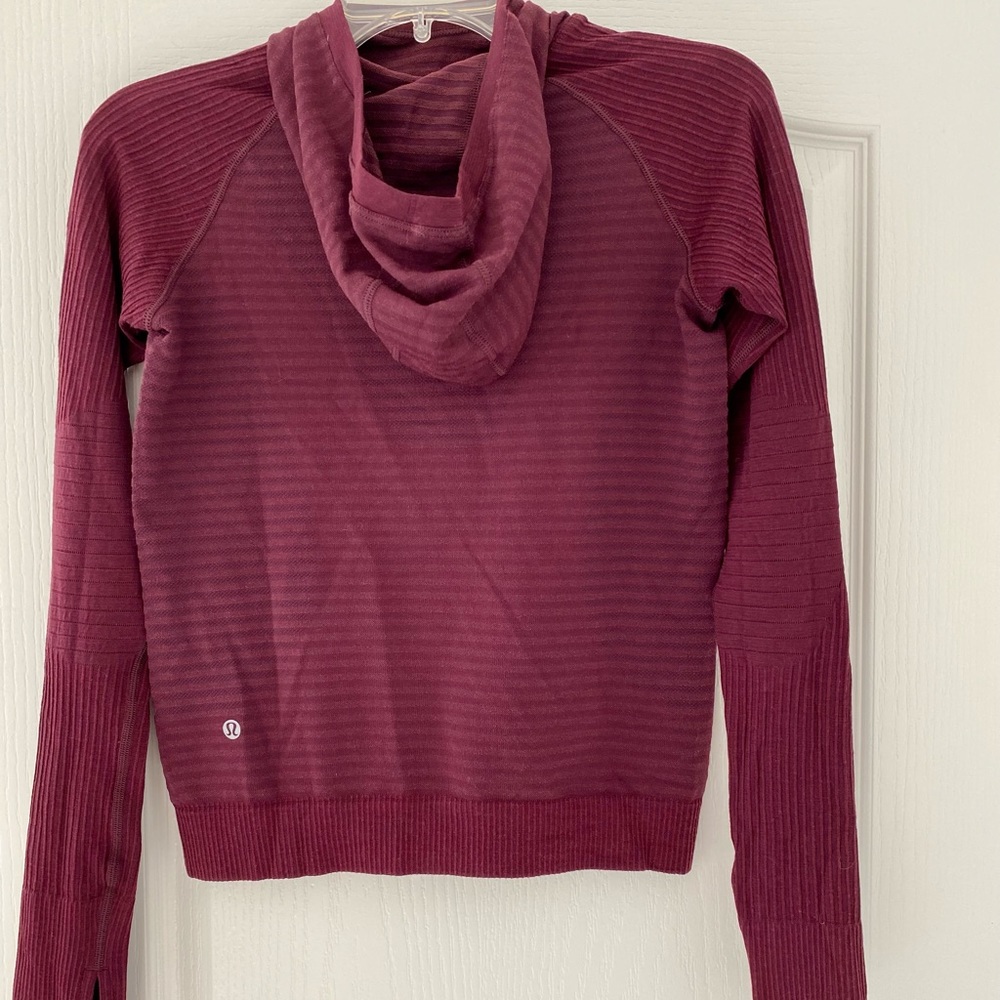Lululemon Sweater top
